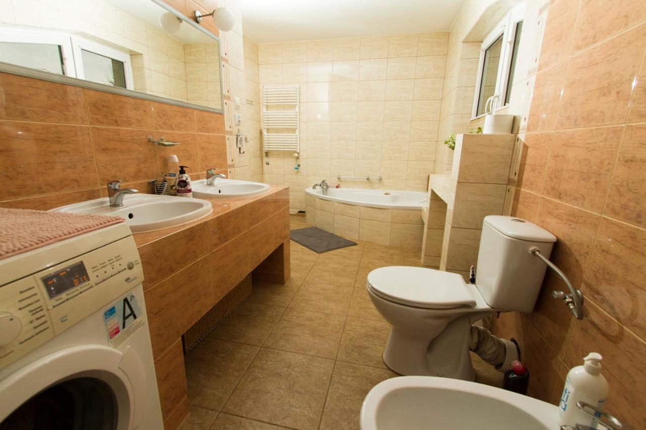 Aparthotel Azylw25 Starachowice Esterno foto