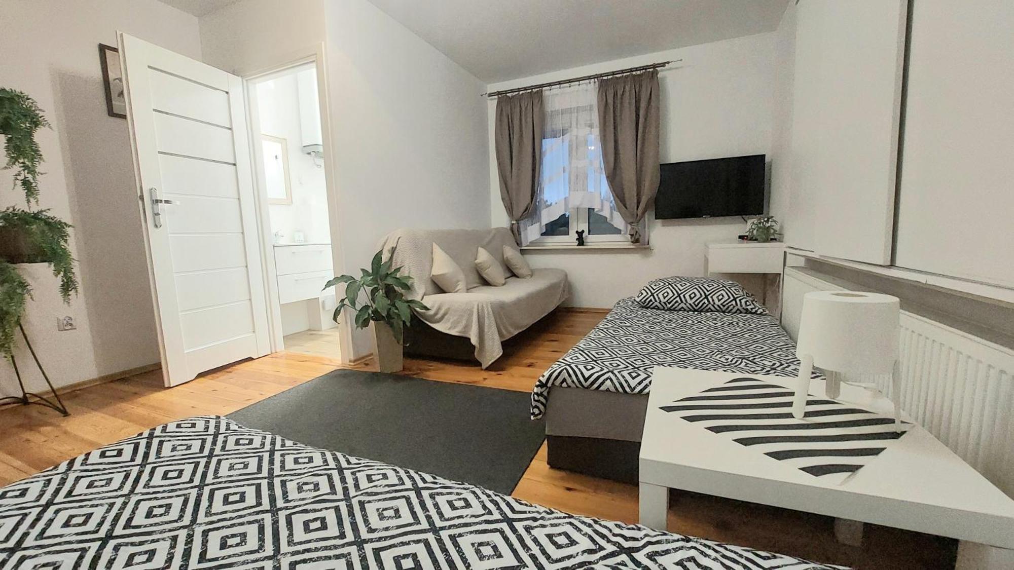 Aparthotel Azylw25 Starachowice Esterno foto