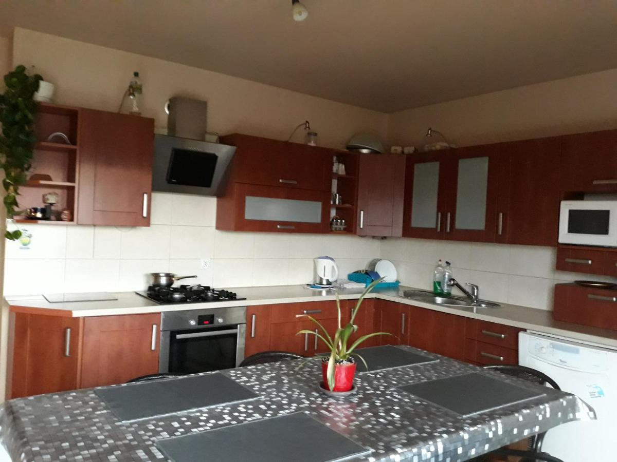 Aparthotel Azylw25 Starachowice Esterno foto